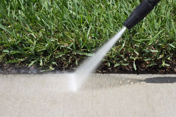 Cost of Sidewalk Cleaning in Kent