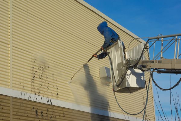 Cost of Commercial Exterior Cleaning in Kent