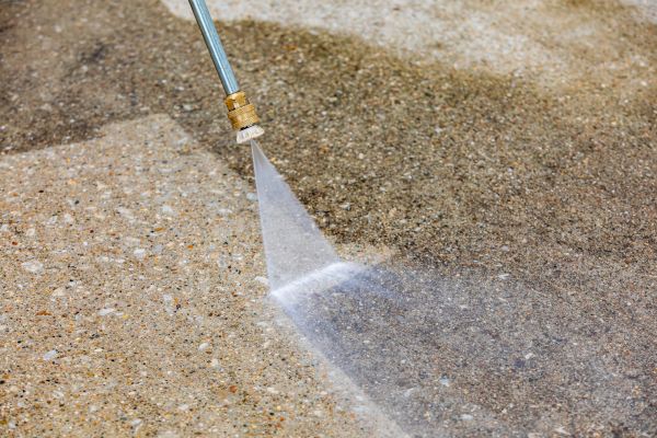 Cost of Driveway Pressure Cleaning in Kent