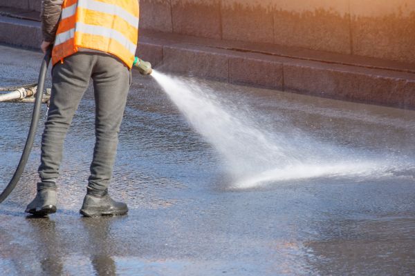 Cost of Asphalt Pressure Washing in Kent