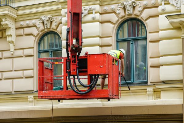 Cost of Building Power Washing in Kent